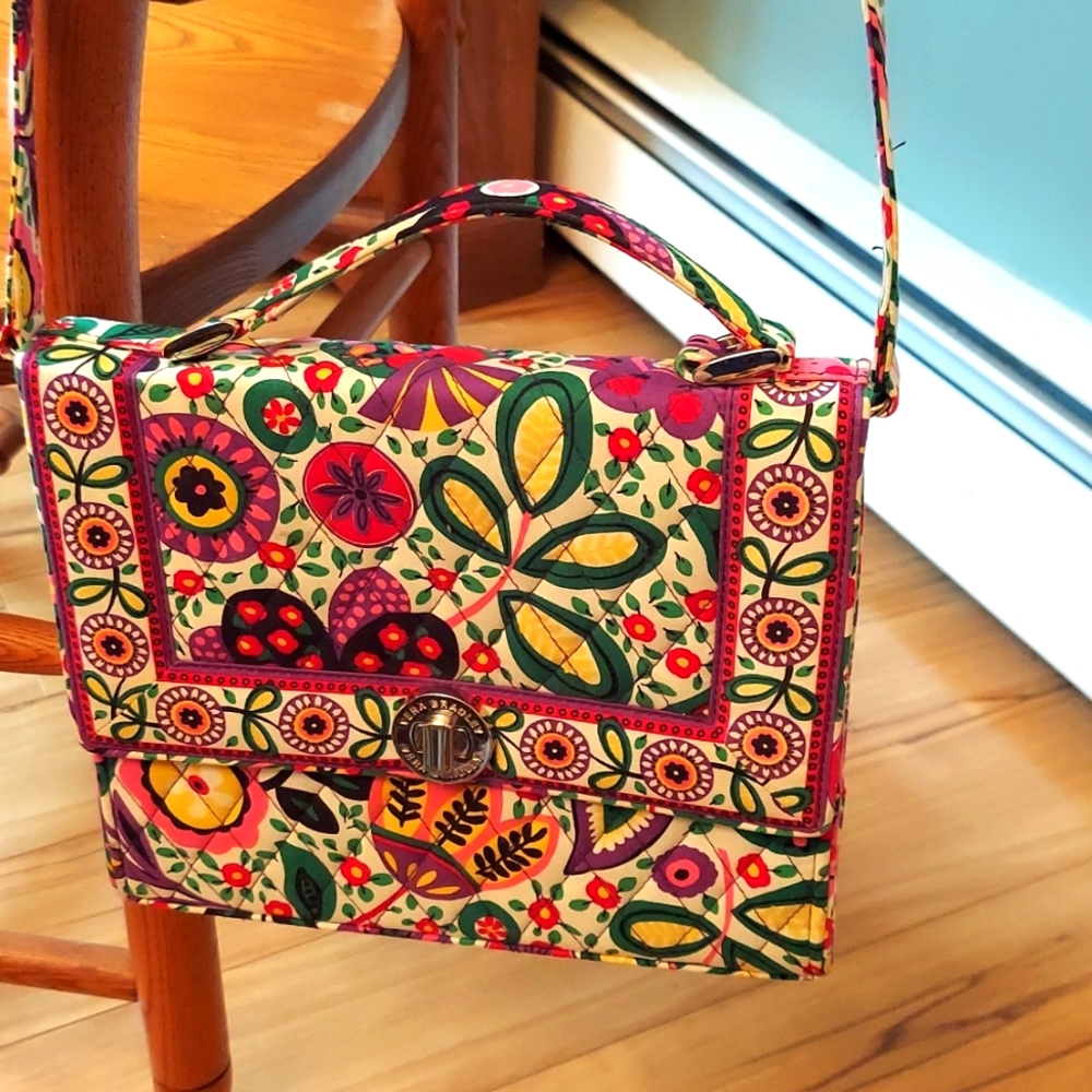 VERA BRADLEY handbag 👜